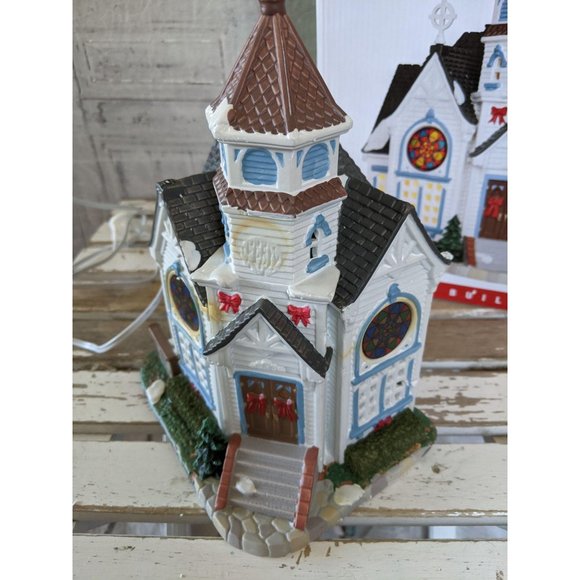 Lemax rosebud chapel Church village Coventry cove - Picture 4 of 7